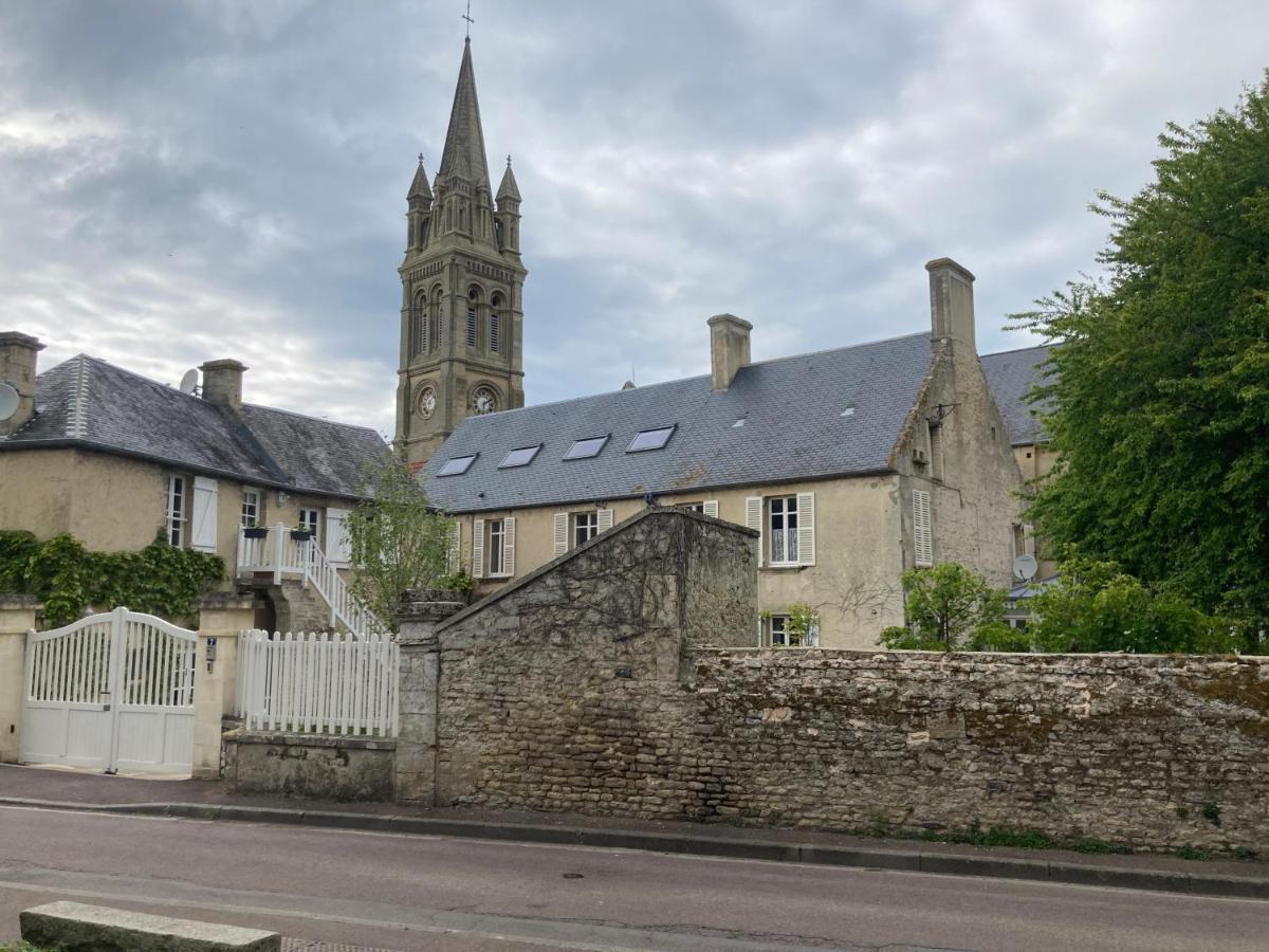 Le Clos De L'Eglise Arromanches-les-Bains Buitenkant foto
